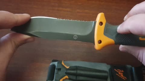 Bear Grylls Gerber Survival Knife