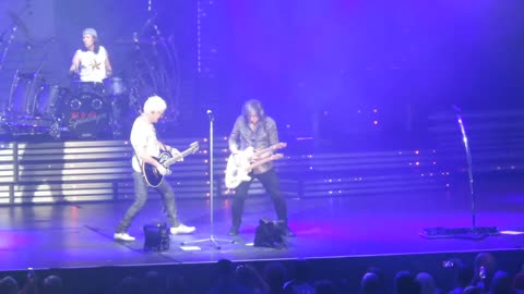 REO Speedwagon - Time For Me to Fly 9-3-2022 Duluth