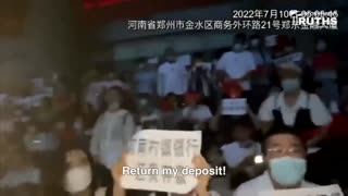 People in China protest bank accounts frozen over COVID policies