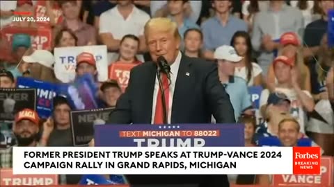 WATCH: Donald Trump Invites Audience Member Up Onto Stage During Campaign Event