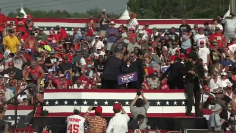 LIVE FOOTAGE: President Donald Trump shot at Pennsylvania rally