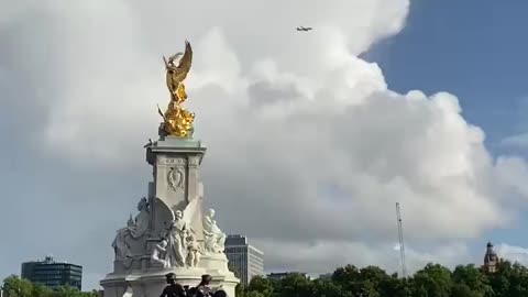 Double Rainbow Over Buckingham On The Day Of The Queens Death