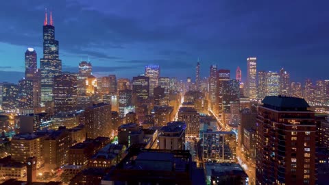 Aerial shot of Chicago at night, every frame is beautiful!(1)
