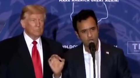 🚨🔥 Vivek Ramaswamy Joins Trump At New Hampshire Rally To Encourage Voters To Support Him