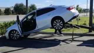 Repo Gone Wrong - Tow Truck Drivers Making A Repo Gone Wrong