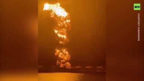 Lightning sparks massive fire in Cuban oil tanks