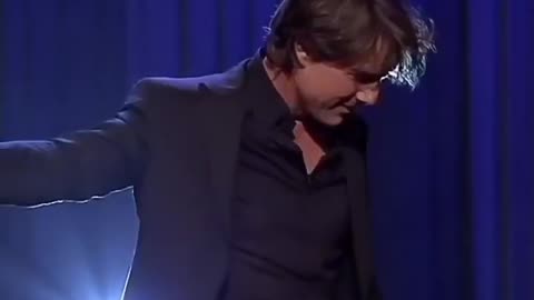 Tom cruise sing a song