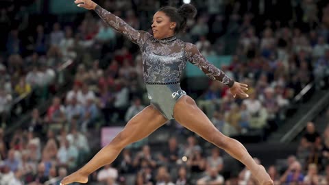 Simone Biles JUST MADE HISTORY With This NEW VAULT ROUTINE
