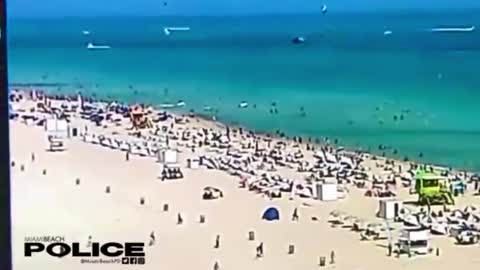Helicopter crashes at Miami beach, 2 reportedly injured