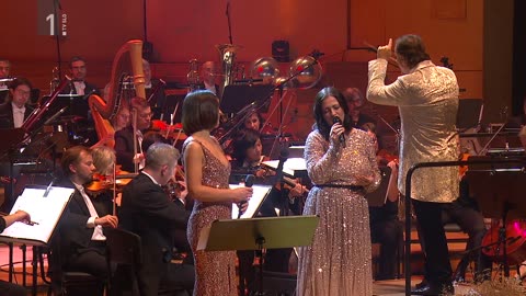Božična noč z Nino, Nuško in Majo; Božični koncert Simfoničnega orkestra RTV Slovenija