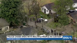 Wild High Speed Police Pursuit Ends With Long Guns Drawn...