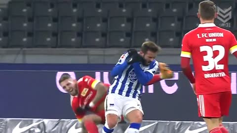 Horror_Fights_&_Red_ Cards_Moments_in_Football_#9(720p)