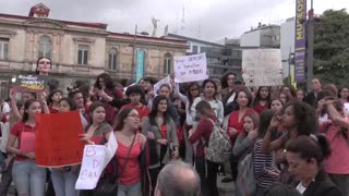 Mujeres protestan en Costa Rica por asesinato de turistas