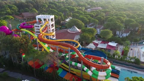 15 MOST EXTREME Waterparks