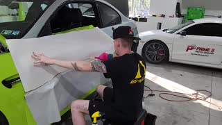 Jay wraps BMW M3 Lime Green