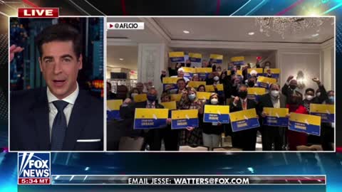 Jesse Watters laughs at attempts made by Randi Weingarten to show solidarity with Ukraine