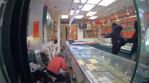 Smash and grab gang of felons terrorizing store employees.