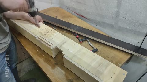 DIY Benchtop Jointer with Precise Adjustments of seven