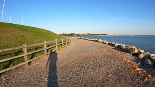 Walking by the sea . Speedlapse