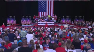 Vance holds campaign rally in Virginia