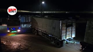 52 trucks carrying aid entered Gaza through Kerem Abu Salim Gate.
