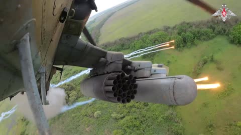 🚁 Un helicóptero ruso Ka-52 destruye un bastión ucraniano y eliminó un grupo de fuerzas enemigas