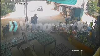 Agresión a una mujer en plaza de mercado de Bucaramanga