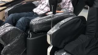 Japanese men love falling asleep in department stores massage chairs