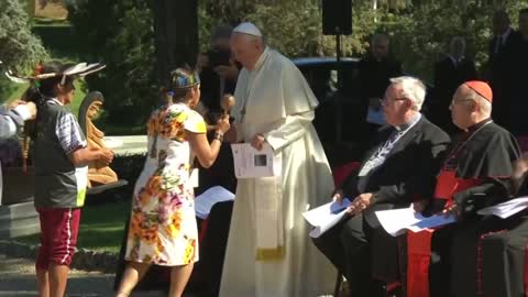 Cosa è successo ai Giardini Vaticani il 4 ottobre 2019?LA GRANDE DEA MADRE NATURA PAGANA MASSONICA INCA è STATA ADORATA IN VATICANO SCONSACRANDO LA CHIESA CATTOLICA DAL MONOTEISMO AL DIO UNICO CRISTIANO AL POLITEISMO PAGANO