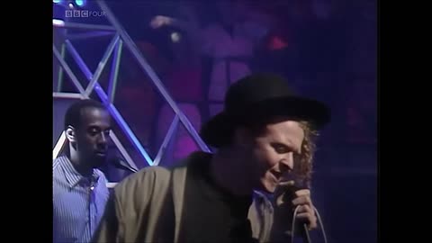 Simply Red: Holding Back The Years - On Top Of The Pops – 1986 (My "Stereo Studio Sound" Re-Edit)