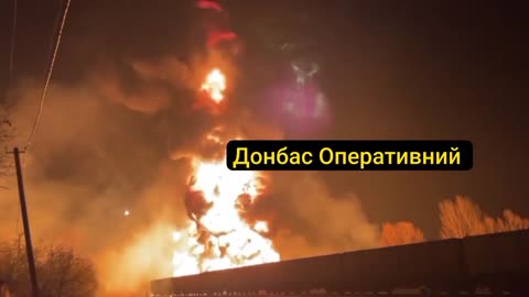🔥🇺🇦 Ukraine Russia War | Large Fire at Donetsk Rail Hub and Warehouse | Reportedly Struck by U | RCF