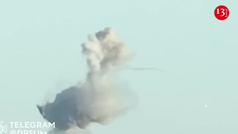 Shocking video: Ukrainian troops shot down a Ka 52 combat helicopter of the Russian army