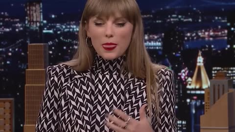 TAYLOR SWIFT | ONE MINUTE INTERVIEW late night