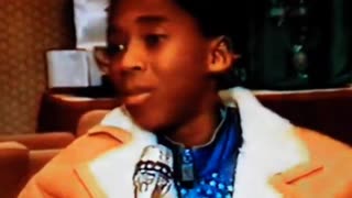 Kobe Bryant as a kid speaks fluent Italian in an interview 🇮🇹🎤😍