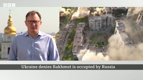 Ukraine war- Kyiv denies Russia's claims it occupies Bakhmut - BBC News