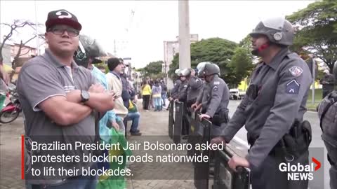 Brazil election: Bolsonaro calls on protesters