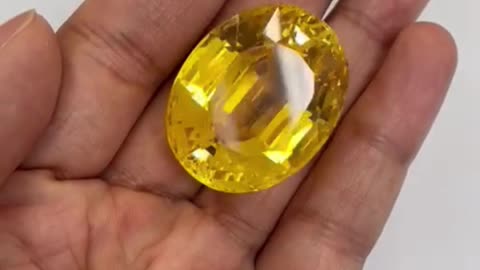 Huge Gemstone Found in Sri Lanka