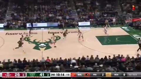 Giannis Antetokounmpo Sends The Bucks A Warning