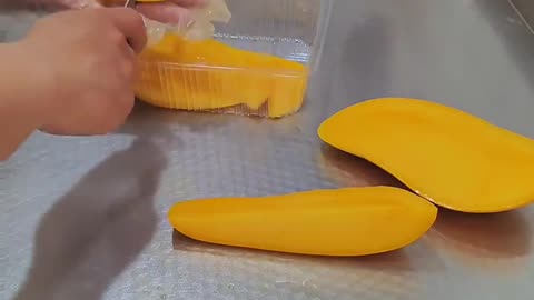 Mango 🥭 cutting ✂️ and fast art 🎭🎭