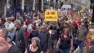 FREE OUR STREETS!' Londoners out in full force protesting the ridiculous ULEZ.