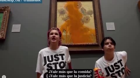 Environmental activists attacked the famous "Sunflowers" painting from Vangogh