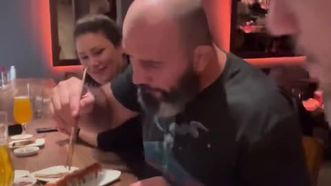 Alex Pereira hilariously tricks Glover Teixeira into eating restaurant napkin