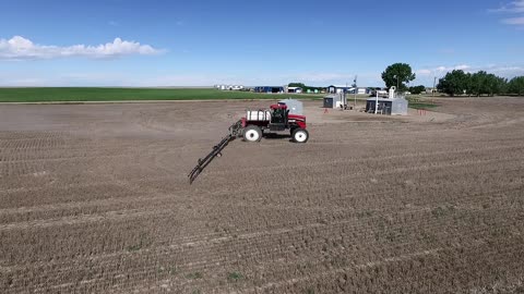 Welker Farms 2016 - Part 2 - Spraying