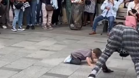 A Cute Little Boy Become a Street Dancer😂