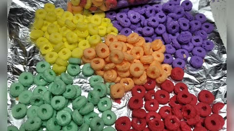 Compilation of Fruit Loops candles
