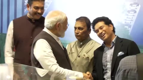 Modi meets with India's Cricket Greats in Varanasi