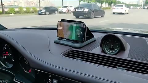 Car Phone Holder Mount Universal Dashboard Phone Holder for Car