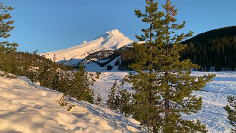 Classic Winter Sunrise – White River West Sno Park – Mount Hood – Oregon – 4K