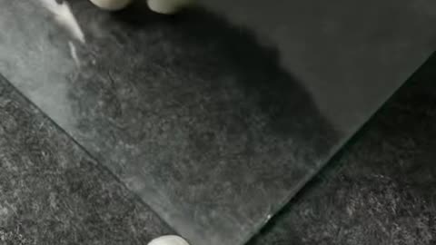 Satisfying Glass Cutting 🧐 #glasscutting #cutting #glass #stainedglass #oddlysatisfying #satisfying