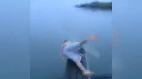 WCGW while trying to dive.